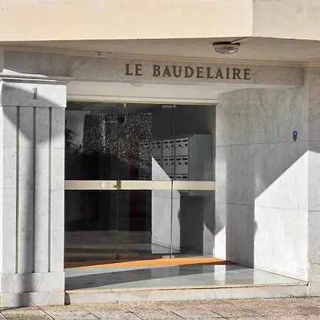 Le Baudelaire - Grande Terrasse Vue Apartmán *